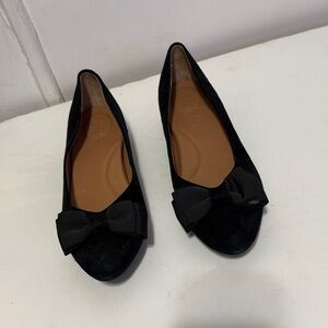 Gentle Souls Black Bow Flats  SUEDE  SHOE  By KENNETH COLE